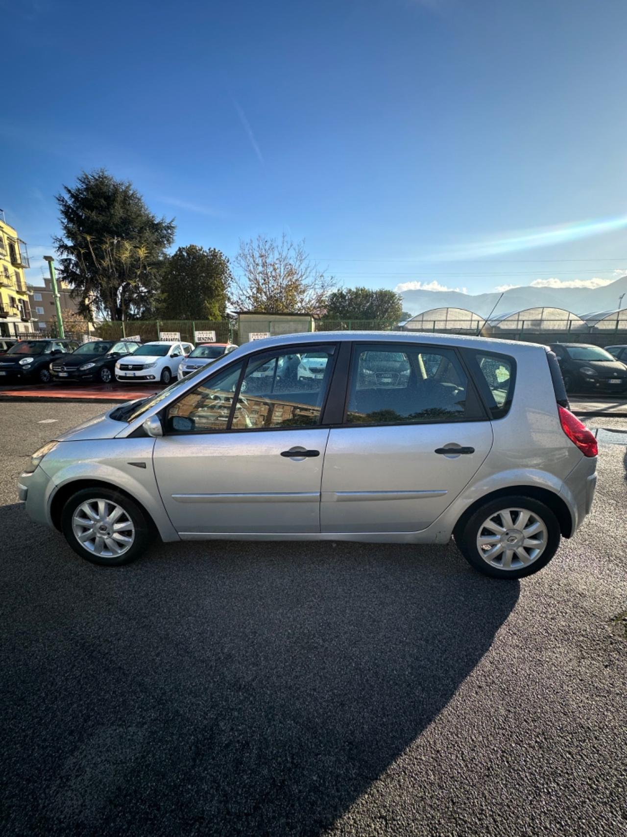 Renault Scenic Scénic 1.5 dCi/105CV Luxe