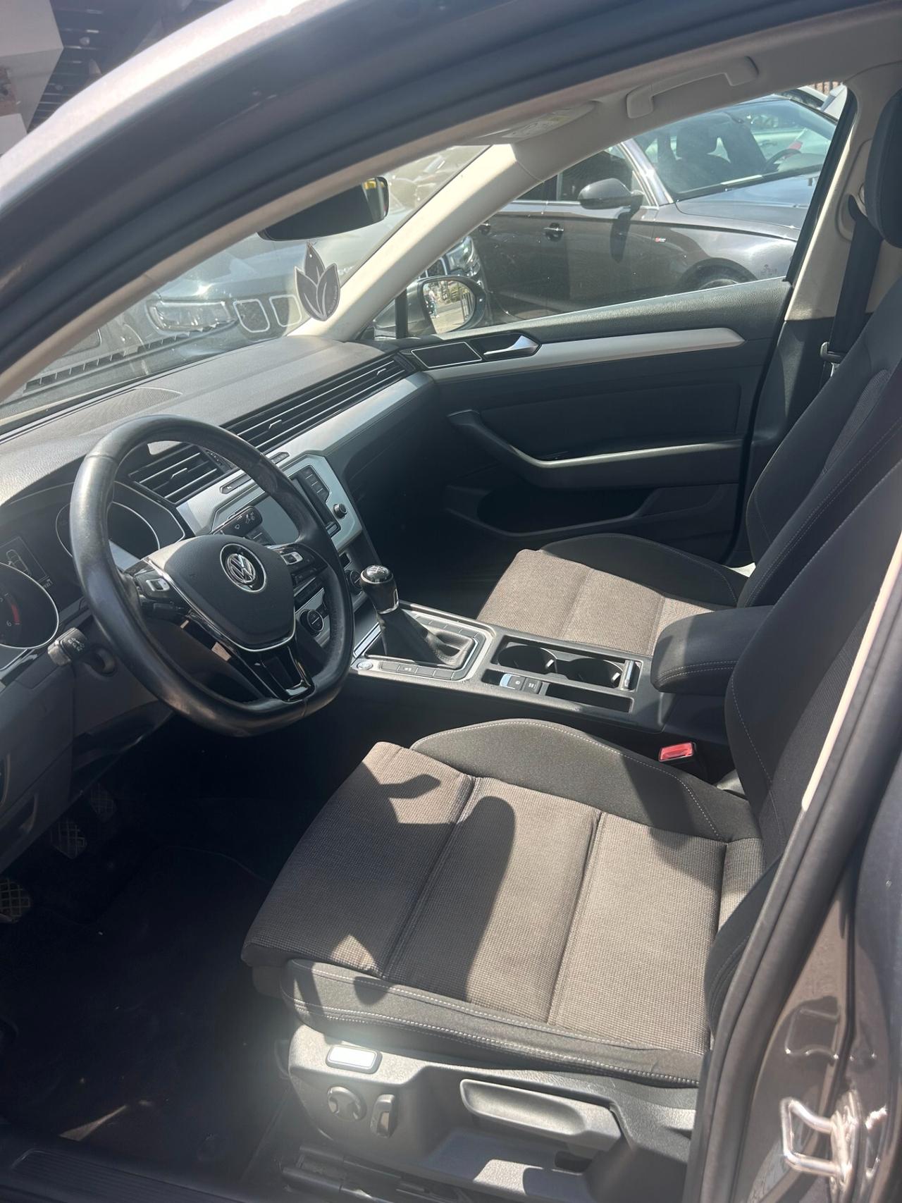 Volkswagen Passat Business 2.0 TDI Executive BlueMotion Technology