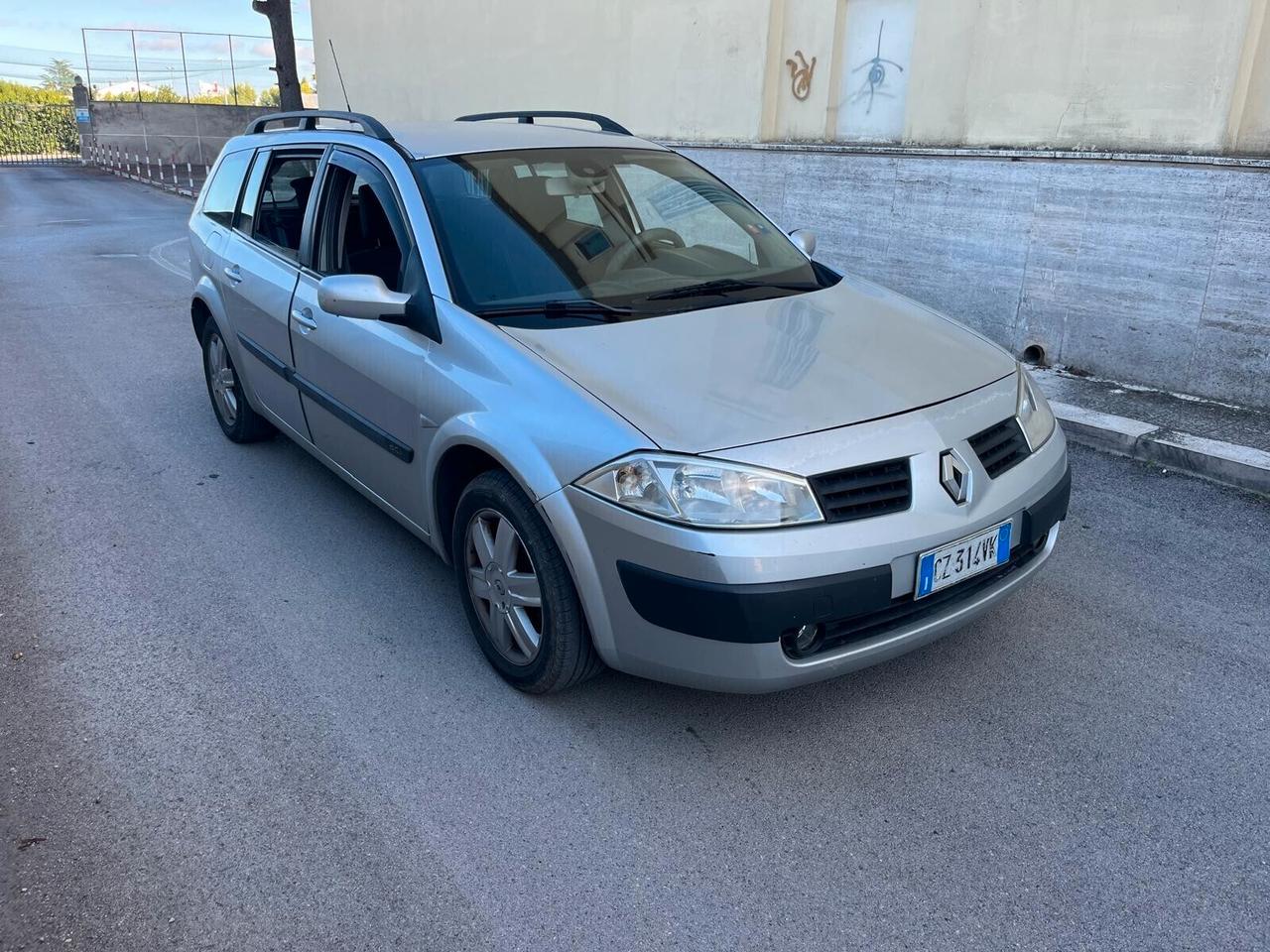Renault Megane Mégane C-C 1.5 dCi/105CV Dynamique