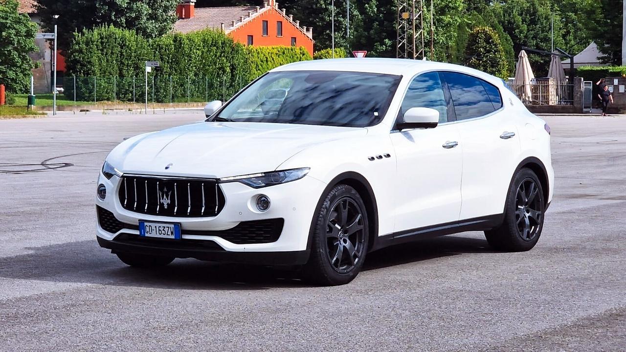 MASERATI Levante 3.0 V6 350 CV Q4 Iva esposta