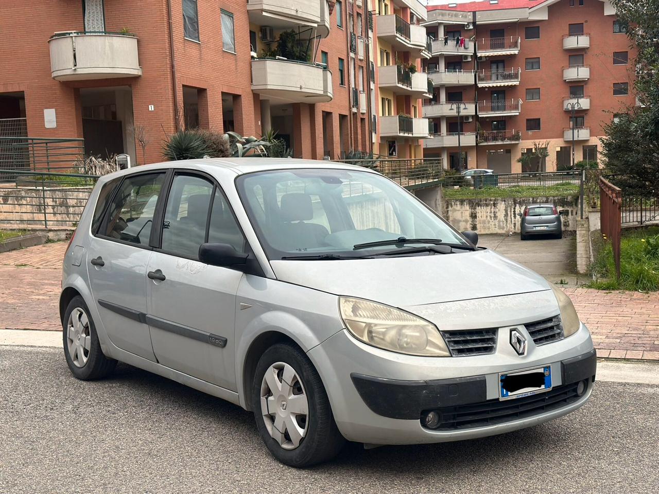 Renault Scenic Scénic 1.9 dCi Confort Dynamique