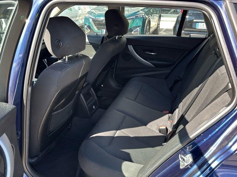 BMW Serie 3 320d Touring eff.dynamics Business Advantage auto TETTO APRIBILE