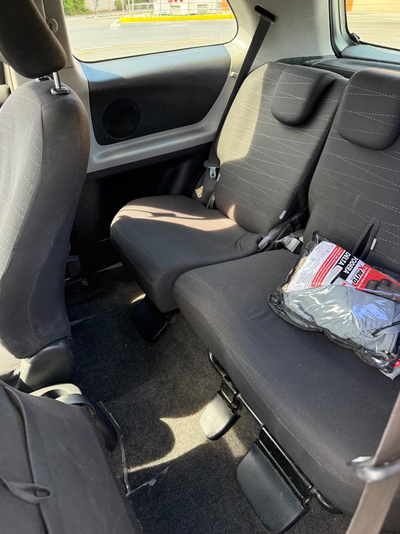 Toyota Yaris 1.0 3 porte Sol