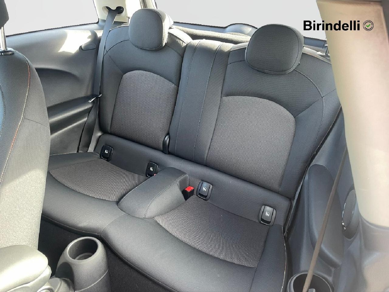 MINI Mini 4ª serie (F56) - Mini 1.5 One Camden Edition