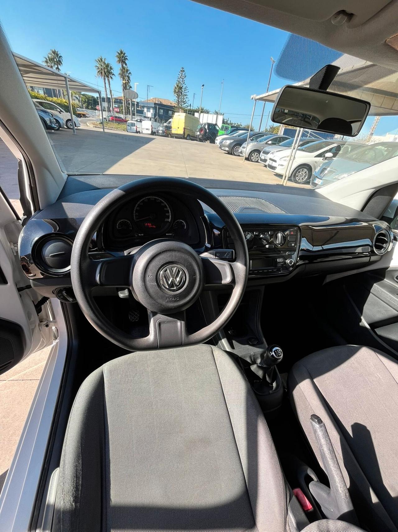 Volkswagen up! 1.0 75 CV 5p. high