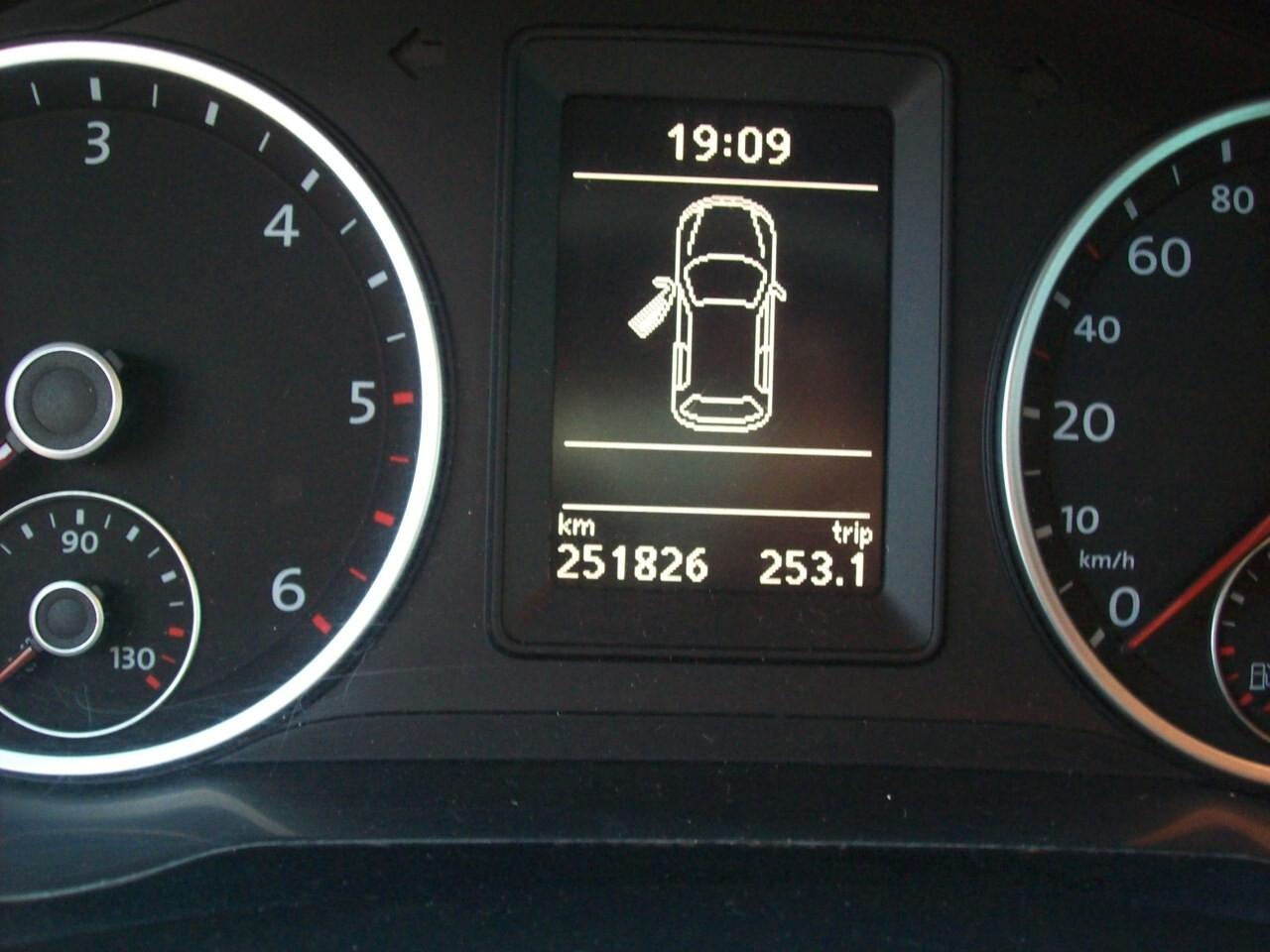 VOLKSWAGEN TIGUAN 2.0 TDI CV.140 4MOTION "2010"