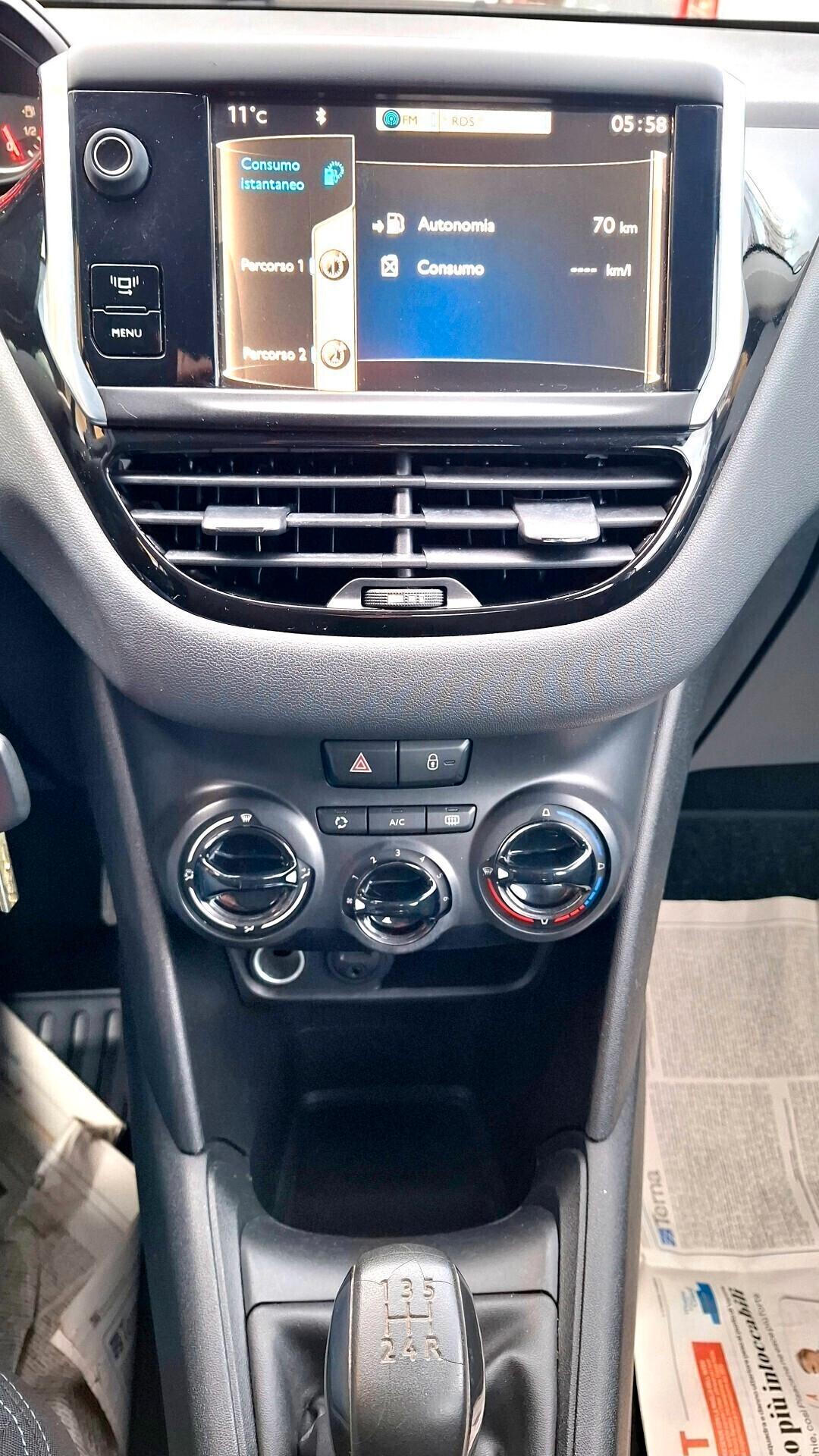 PEUGEOT 208 1.4 HDi 68 CV 5 porte Active