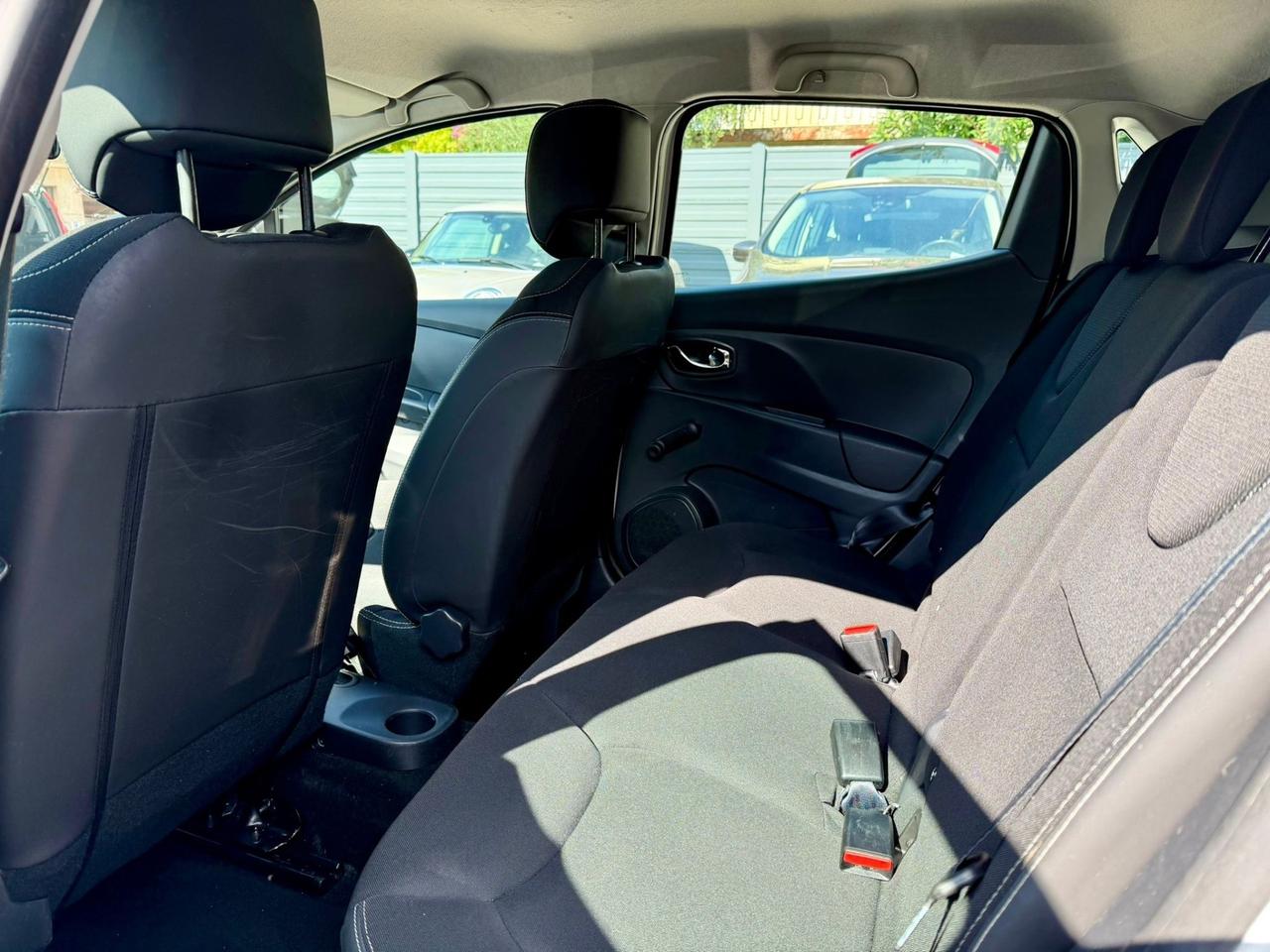 Renault Clio 1.2 75CV Neopatentati