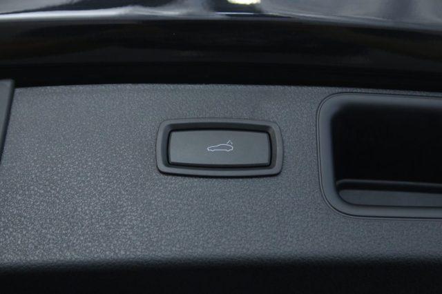 PORSCHE Macan 2.0 T Cerchi 21''/Tetto /Pack Chrono/Bose