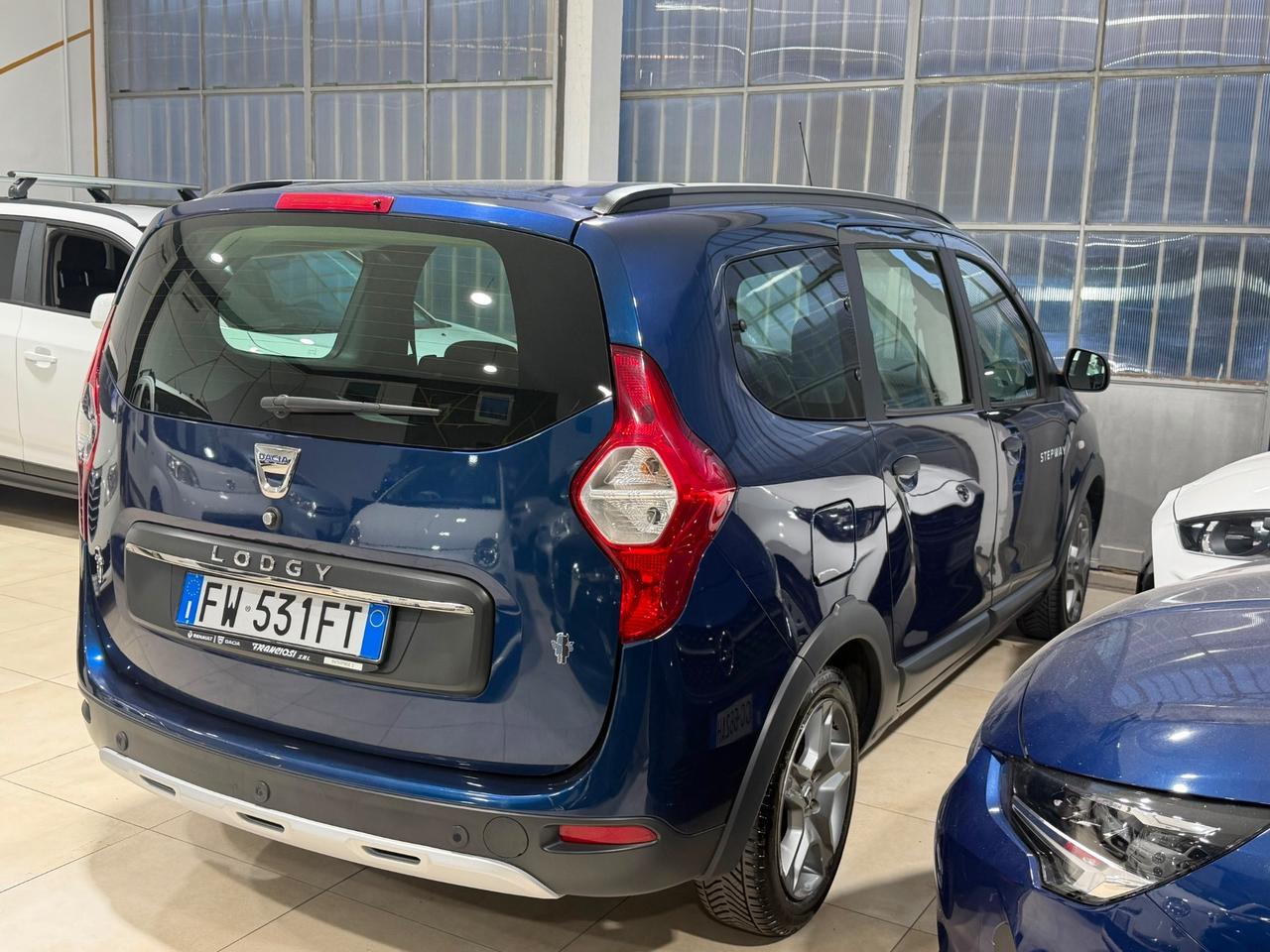 Dacia Lodgy Stepway 1.5 Blue dCi 8V 115CV 7 posti