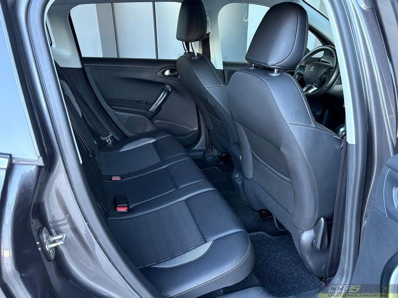 Peugeot 2008 BlueHDi 100 Allure