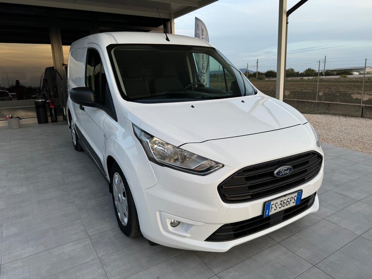 Ford Transit Connect 200 1.5 TDCi 100CV 3 POSTI