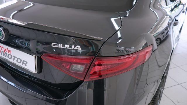 ALFA ROMEO Giulia 2.9 T V6 Quadrifoglio MANUALE TIRATURA LIMITATA
