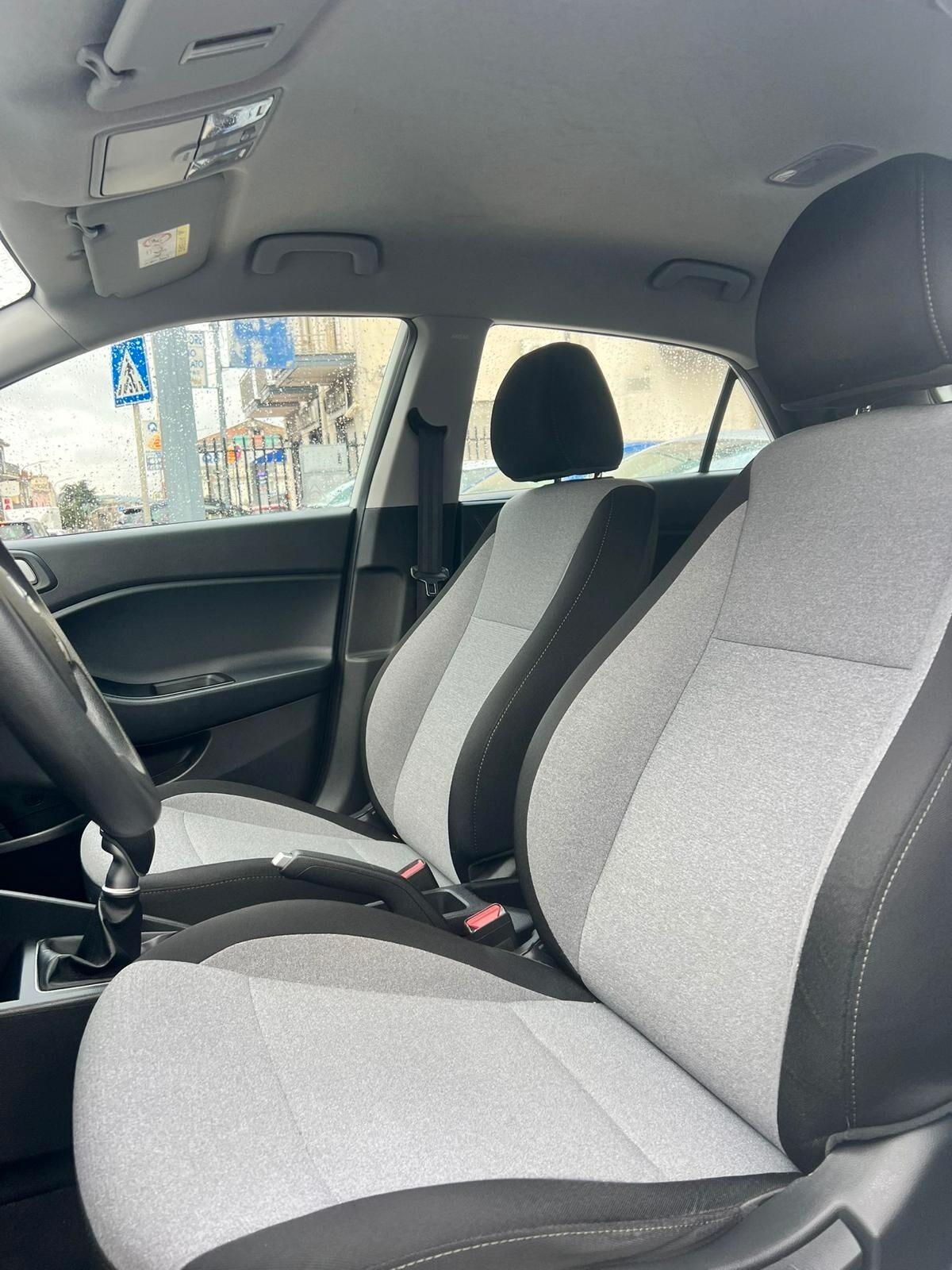 Hyundai i20 1.1 CRDi 12V 5 porte Comfort