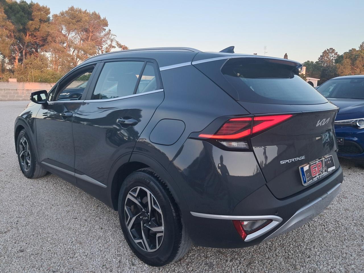 Kia Sportage 1.6 CRDI-136cv*B-LED*NAVY*VIRTUAL