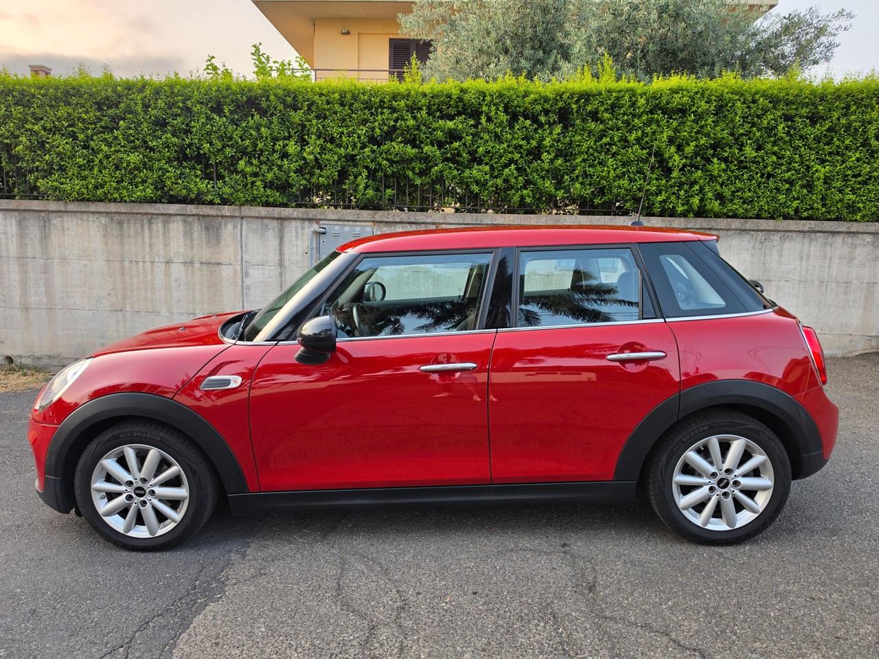 Mini 1.2 One