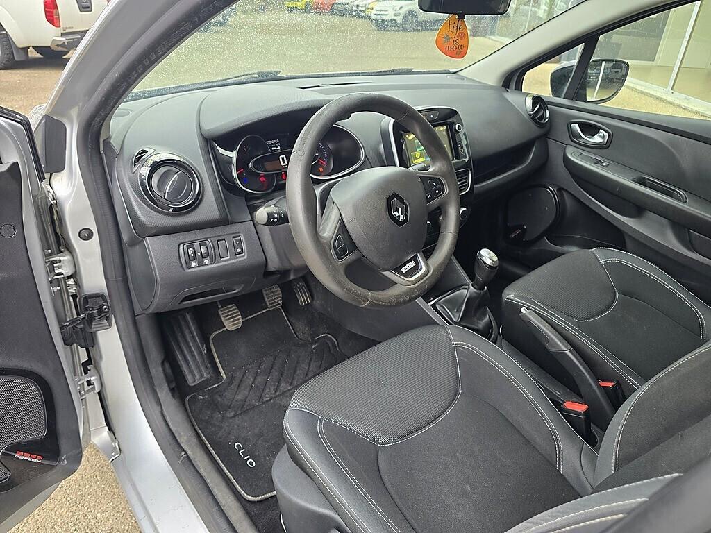 Renault Clio dCi 90 CV 5 Moschino Intens