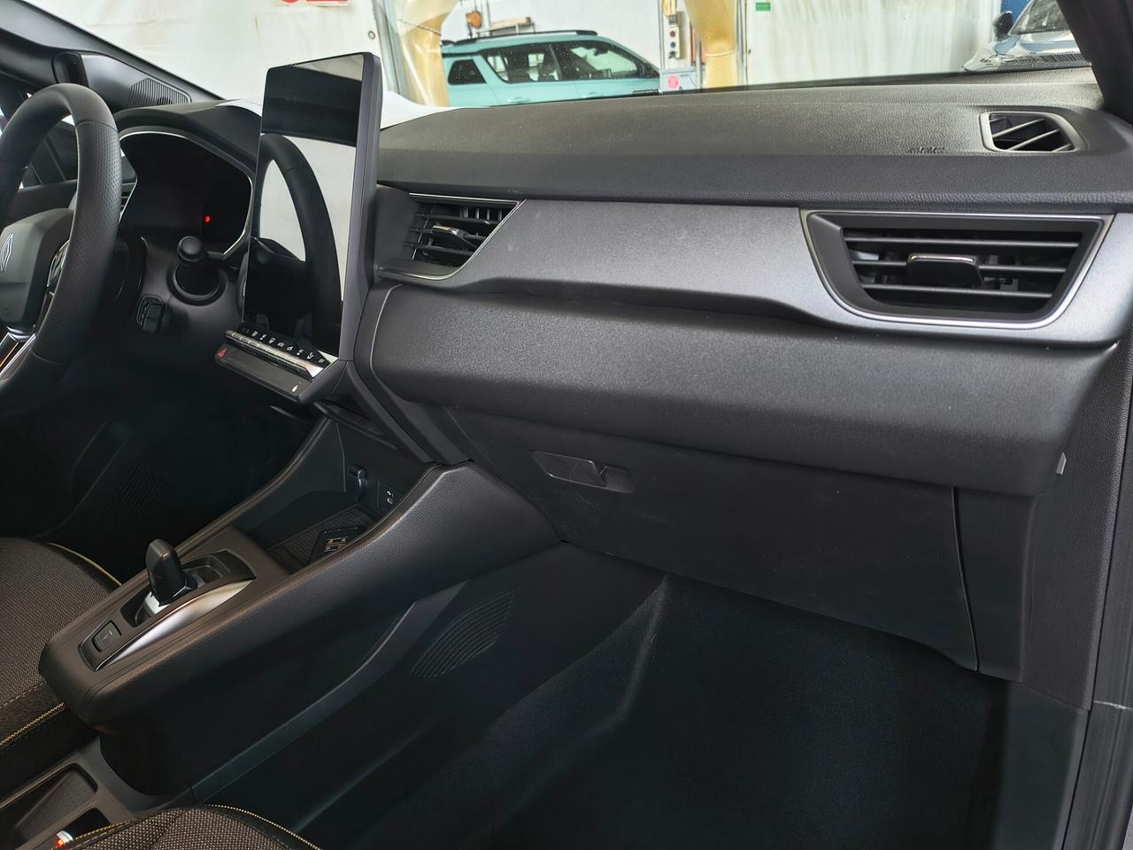 NUOVA RENAULT CAPTUR TUA A PARTIRE DA 24.400 EURO