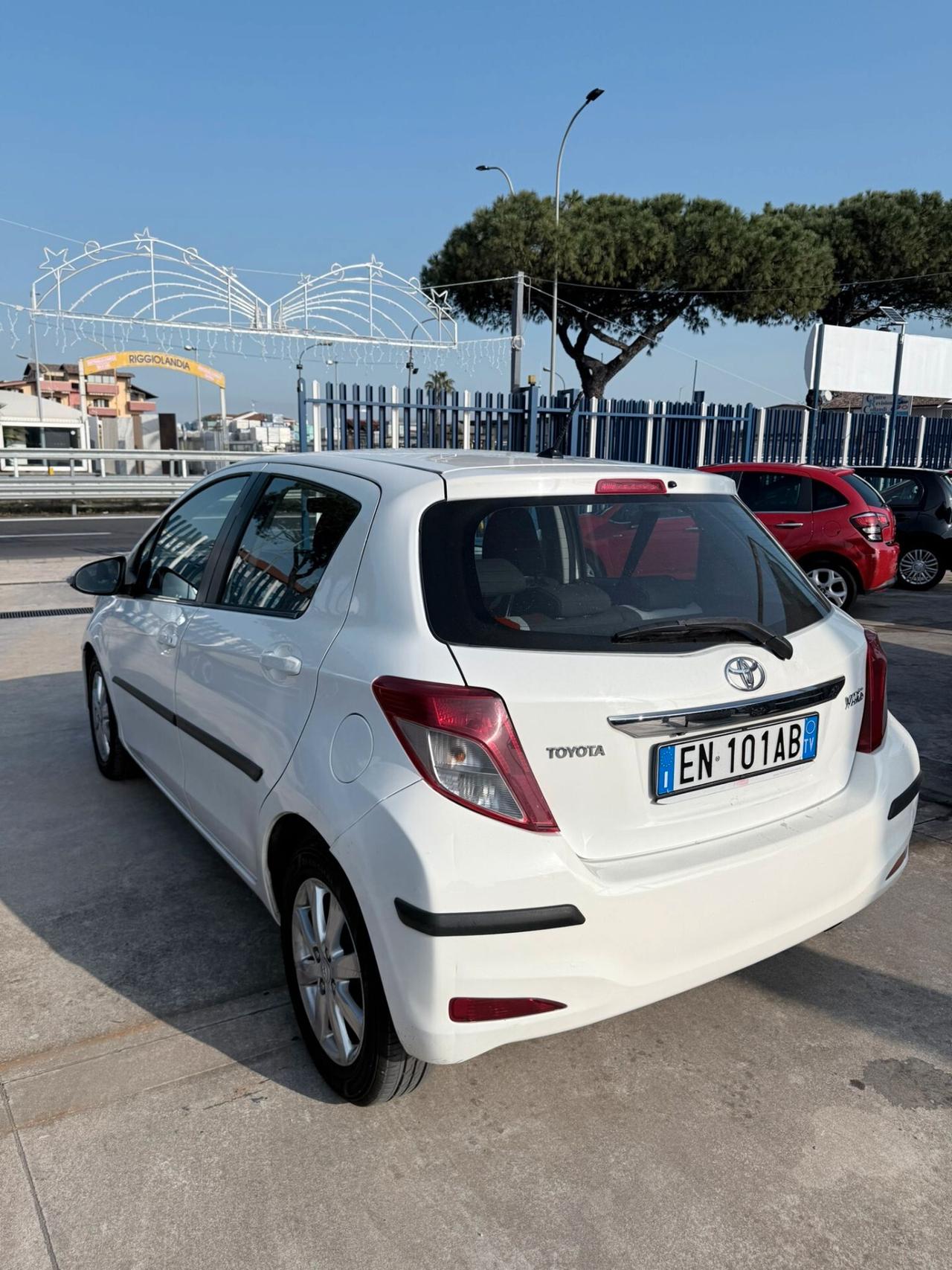 Toyota Yaris 1.4 D-4D 5 porte Lounge