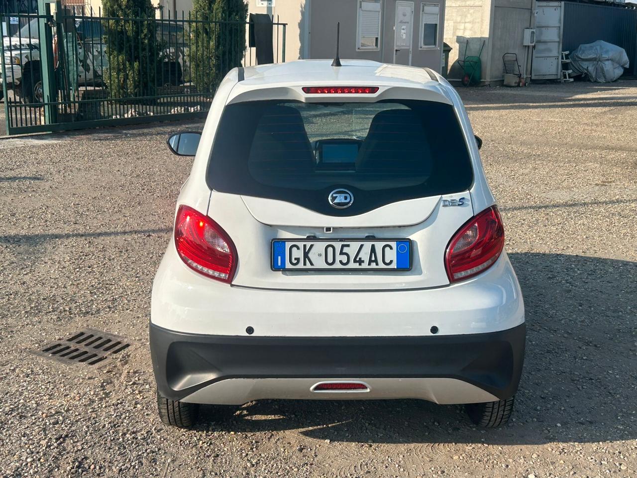 ZD elettrica comoda pochi kilometri