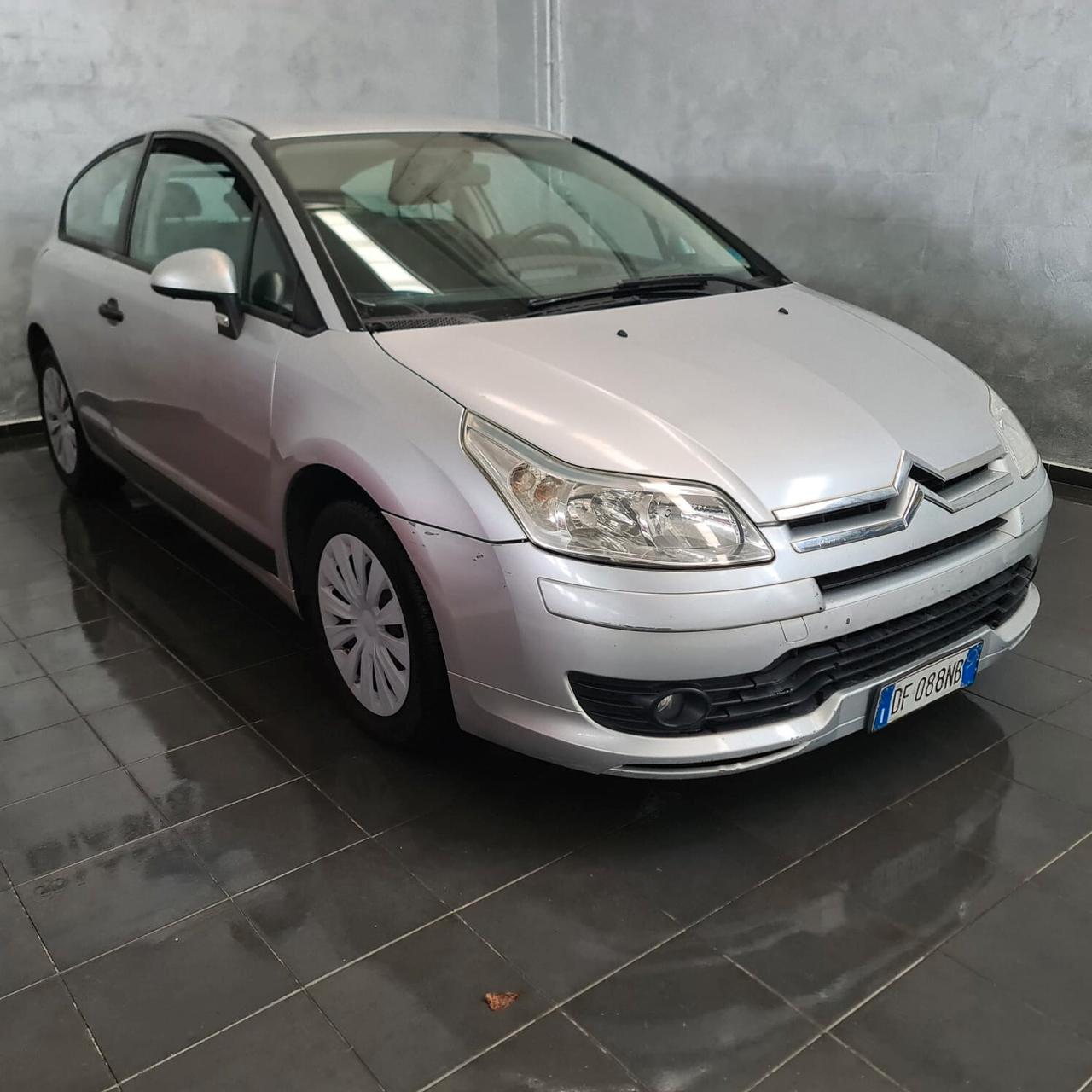 Citroen C4 Coupé 1.4 Classique NEOPATENTATI