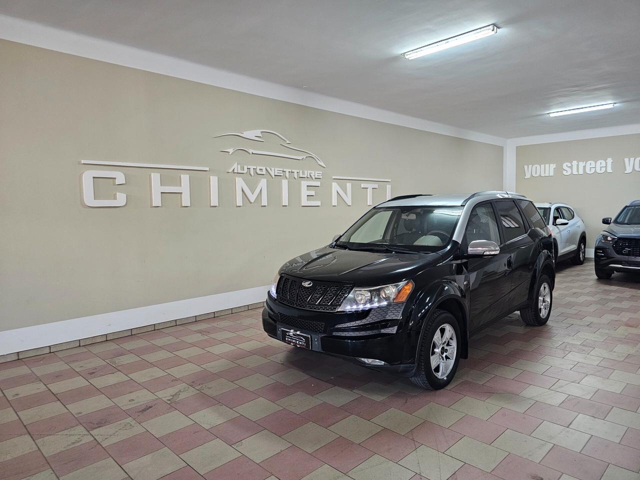 Mahindra XUV500 2.2 16V AWD W8 N1