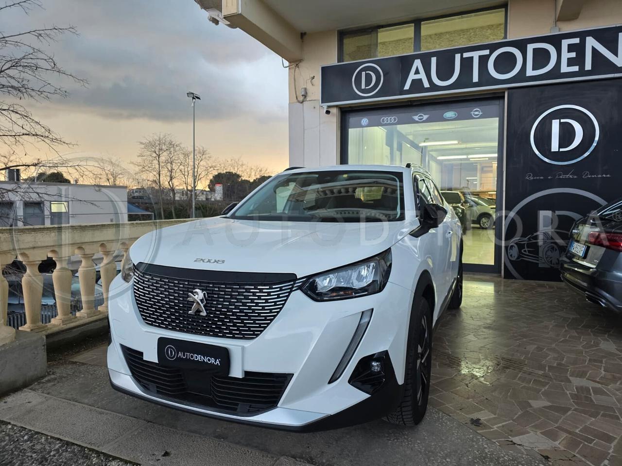 Peugeot 2008 BlueHDi 130 S&S EAT8 Allure Pack#LED#PELLE#CAM#VIRTUAL3D#CARPLAY