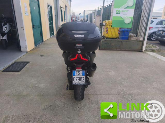 KYMCO AK 550 BLACK