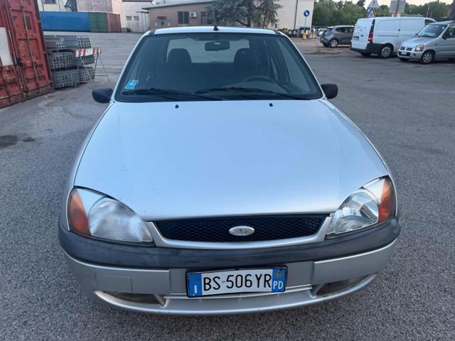 FORD Fiesta 1.2i 16V cat 5p Four senza nessun lavoro da fare