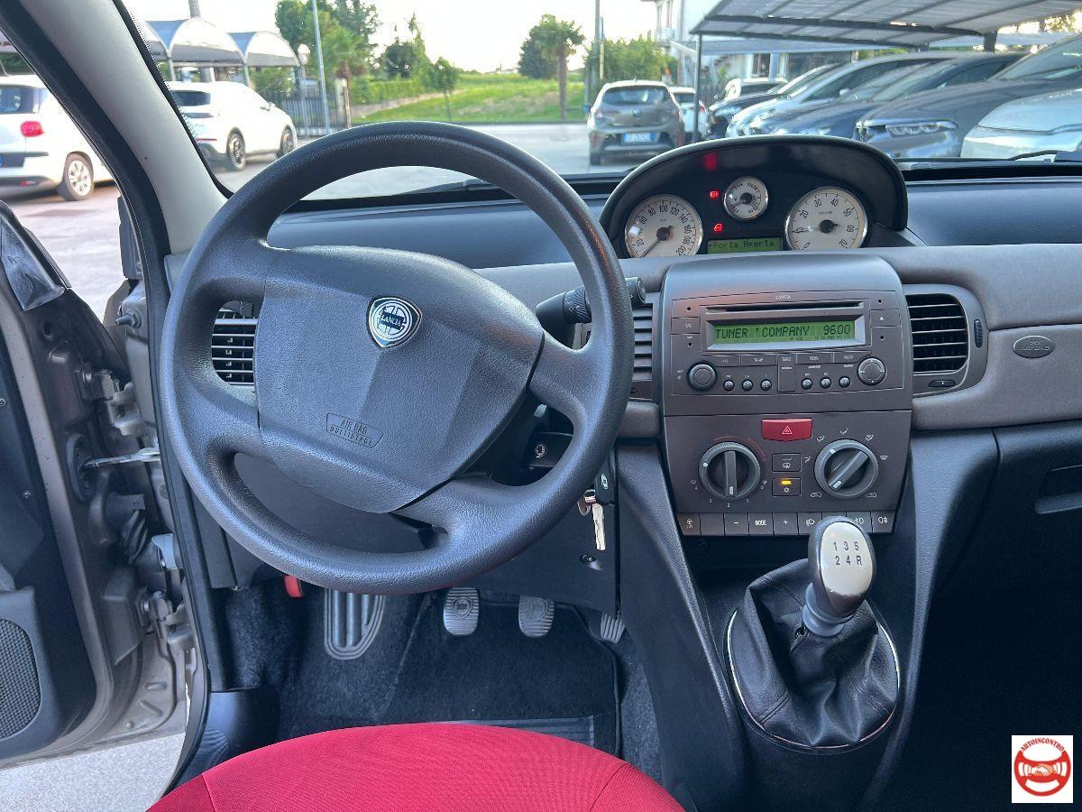 LANCIA - Ypsilon 1.2 8v Oro