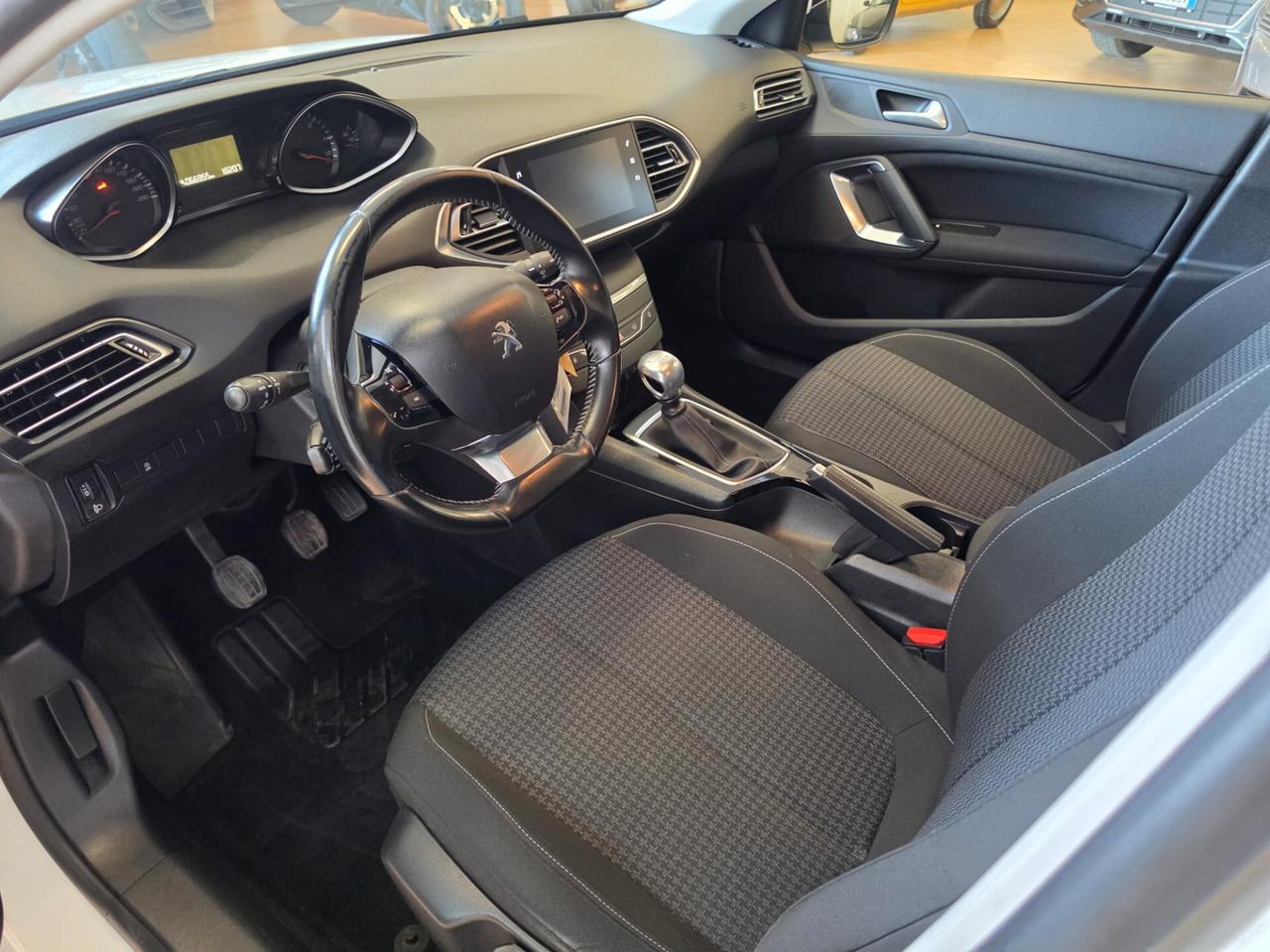 Peugeot 308 1.5 BlueHDi 100CV Business 2019