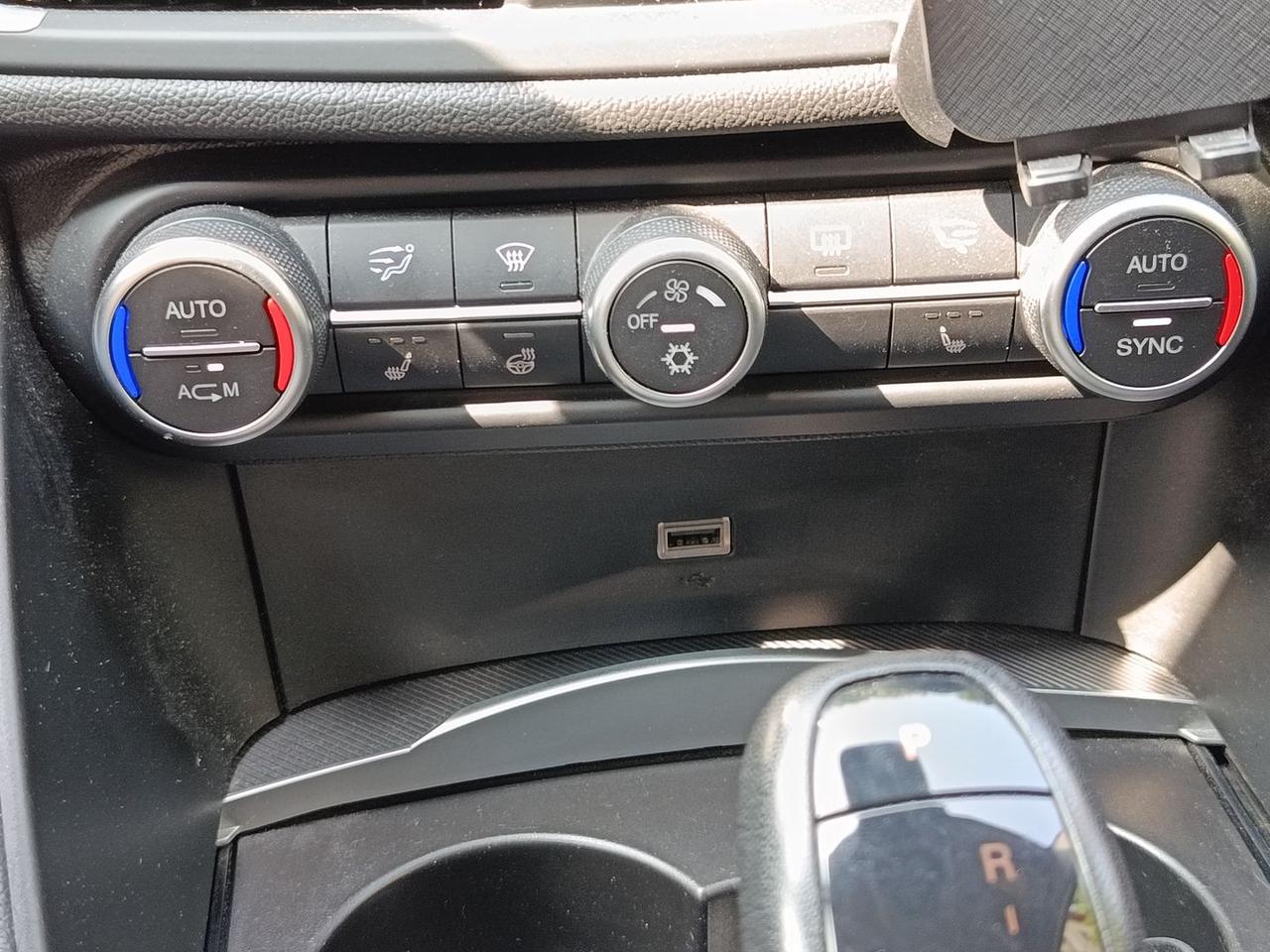 Alfa Romeo Giulia Veloce 2.0 Turbo #10509