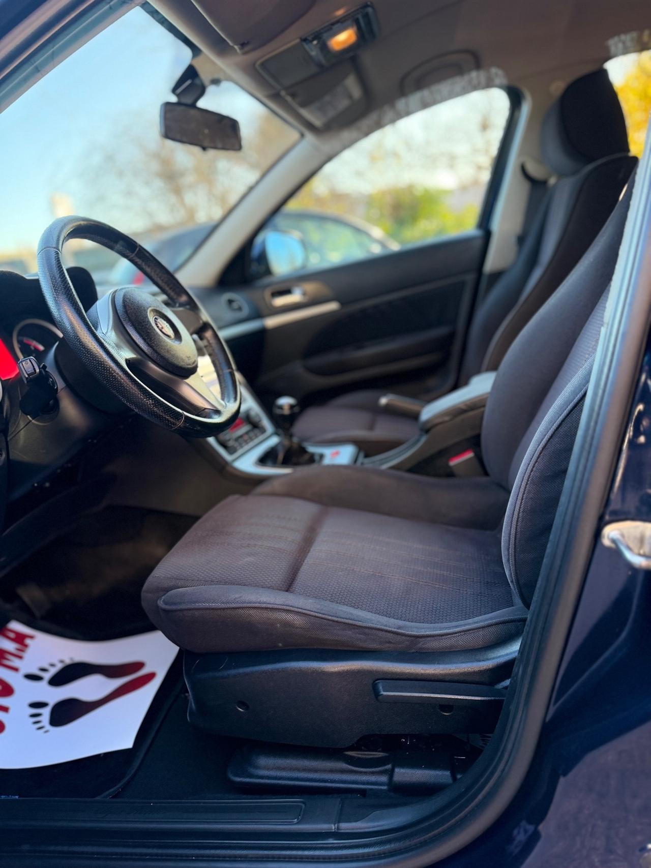 Alfa Romeo 159 1.9 JTDm Sportwagon km 147,000 garanzia 12 mesi