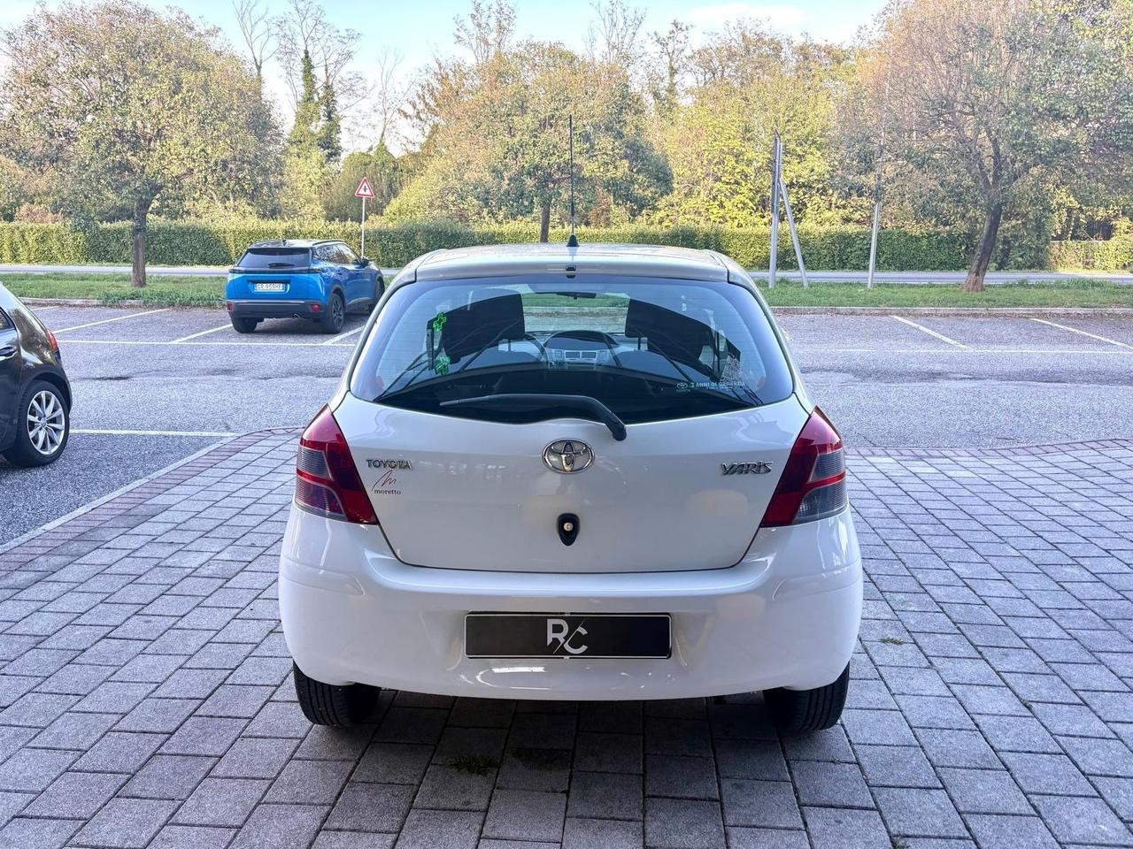 Toyota Yaris 1.0 Neopatentati