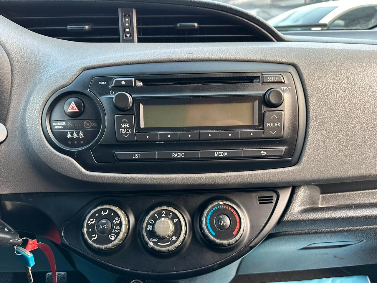 Toyota Yaris 1.0 5 porte - Unico proprietario