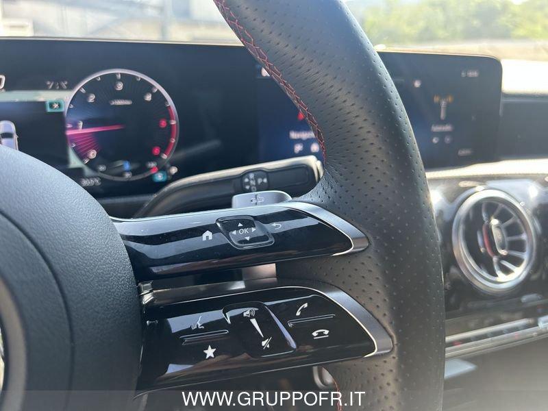 Mercedes-Benz Classe A A 180 d Automatic AMG Pack night edition