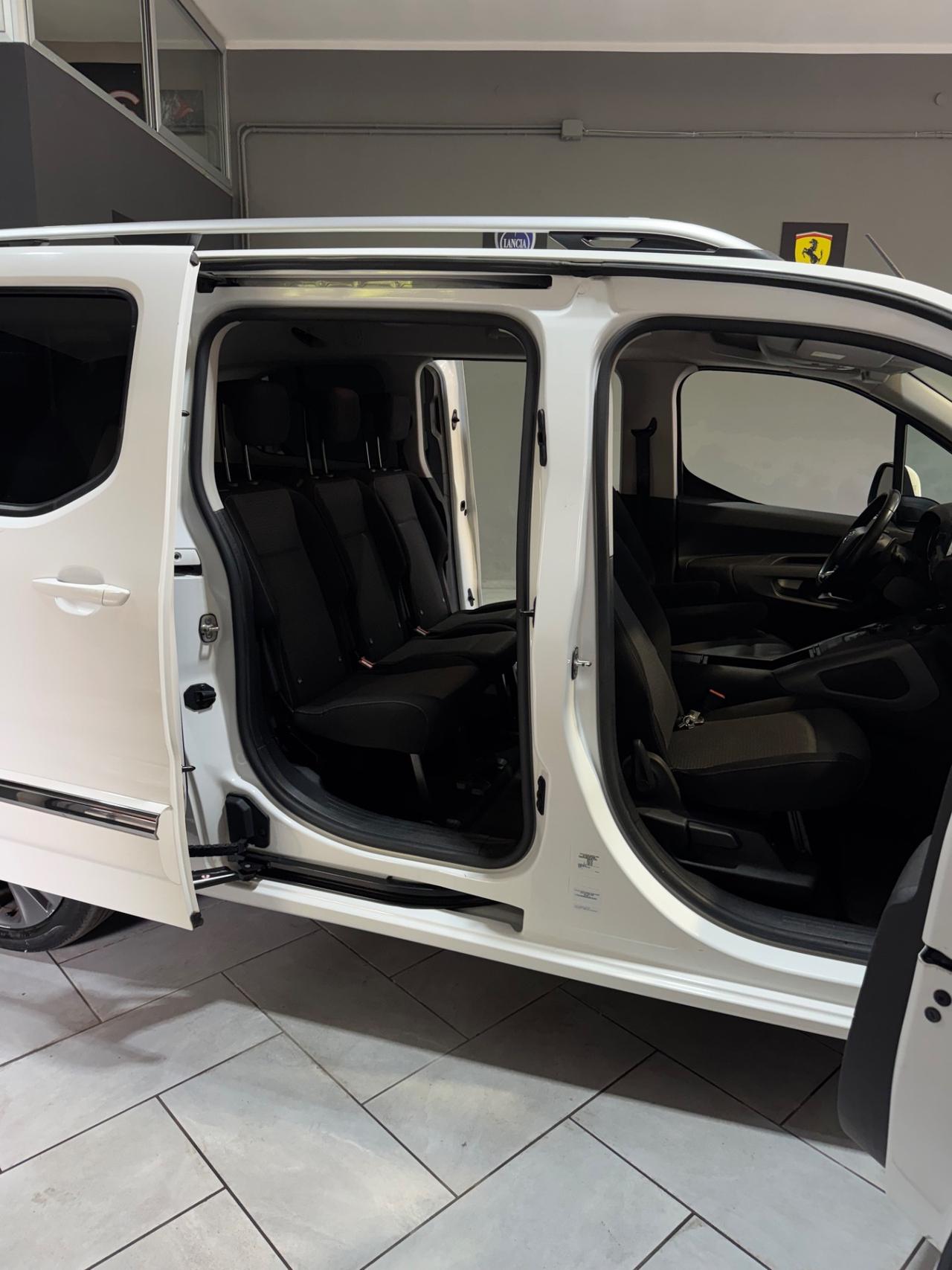 Toyota Proace 1.2 130 CV 7posti AUTOMATICO Luxury