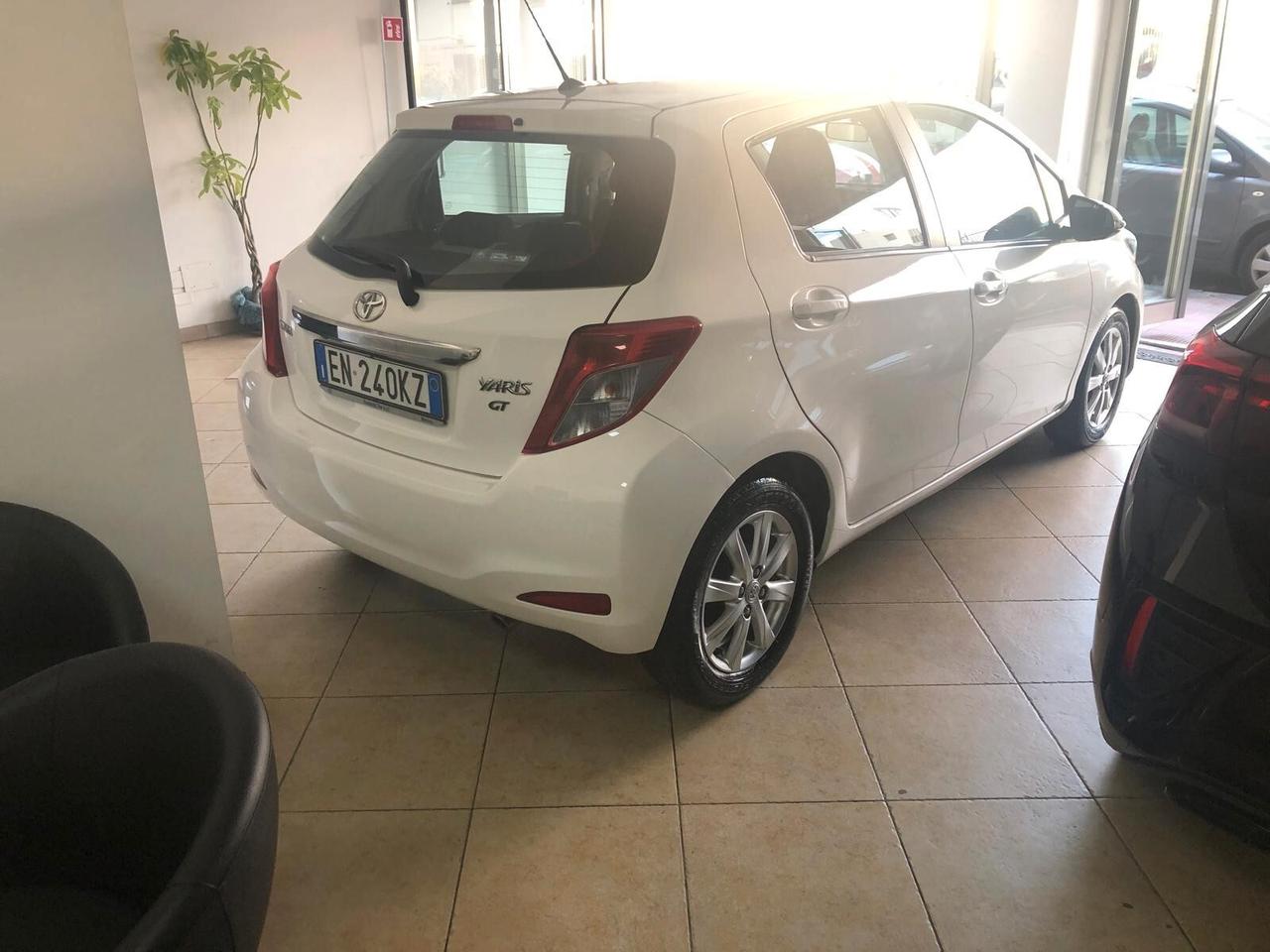 Toyota Yaris 1.3 5 porte Style CVT Stop & Start