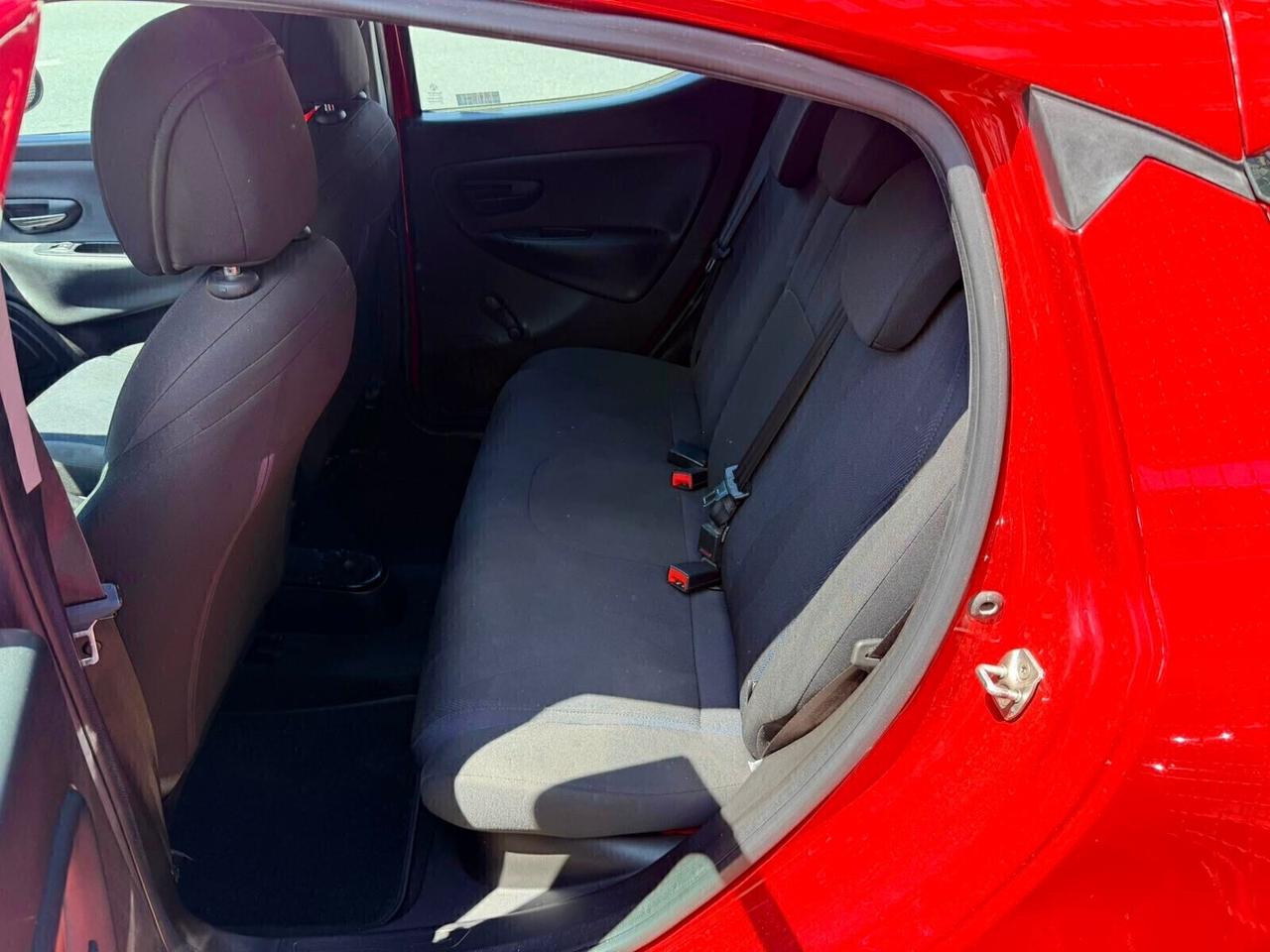Lancia Ypsilon 1.2 69 CV 5 porte GPL Ecochic Gold