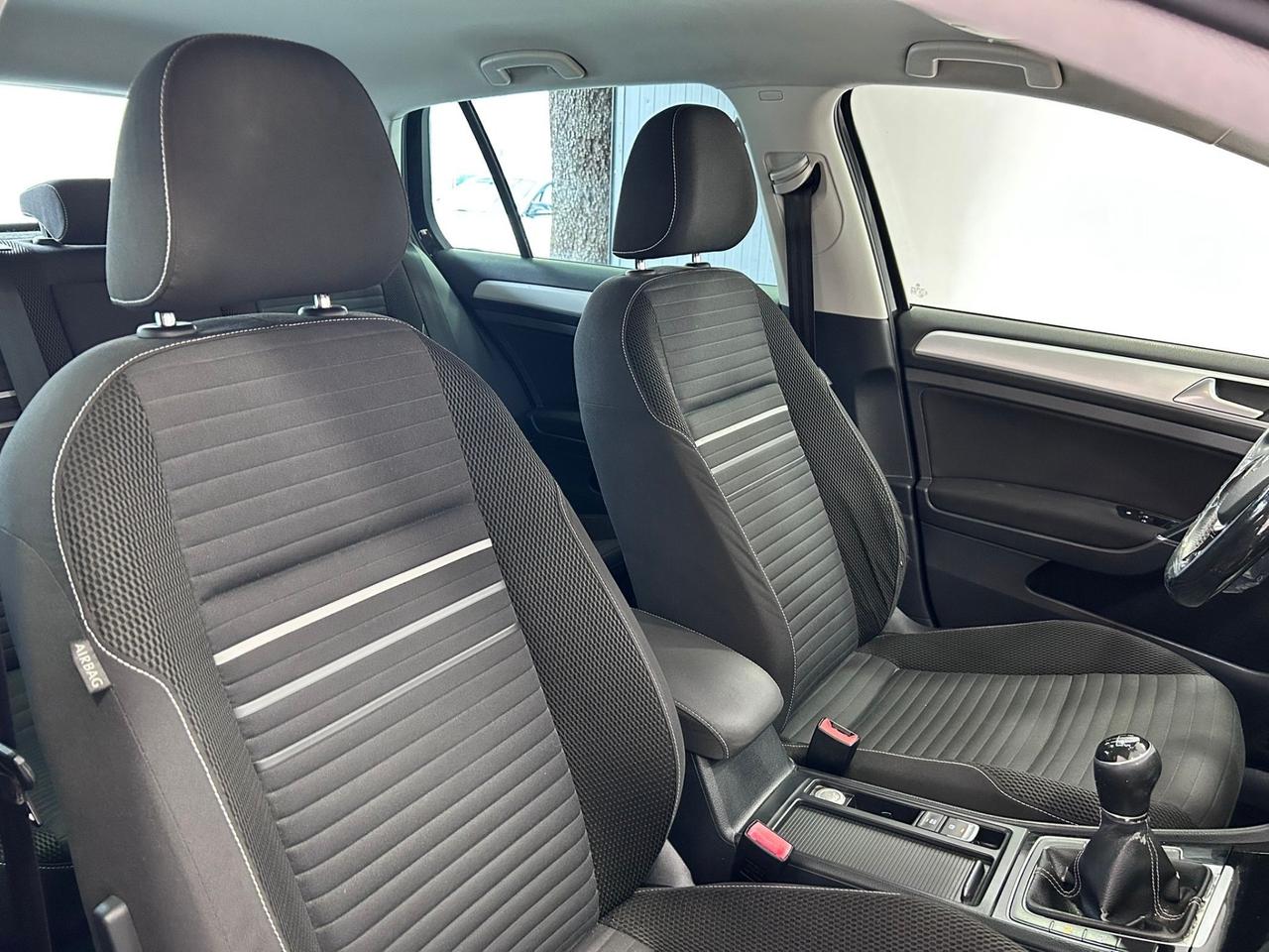 Volkswagen Golf 1.6 TDI 110 CV 5p-CUP-GARANTITA-2015