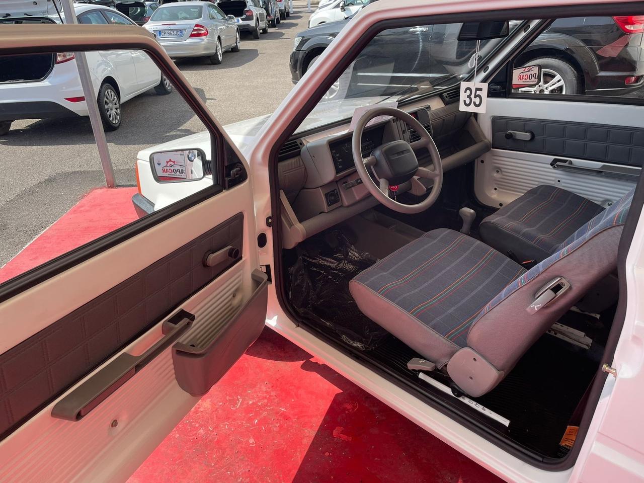 Fiat Panda 900 i.e. cat Jolly