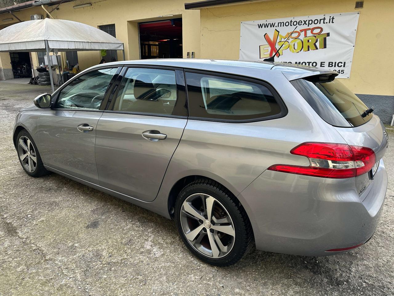 Peugeot 308 BlueHDi 115 S&S Allure