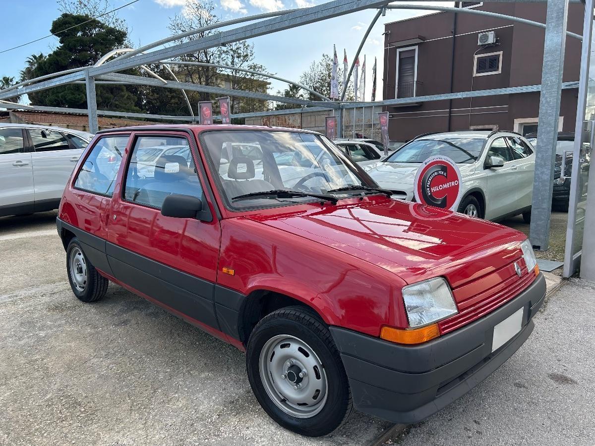 RENAULT - Super 5