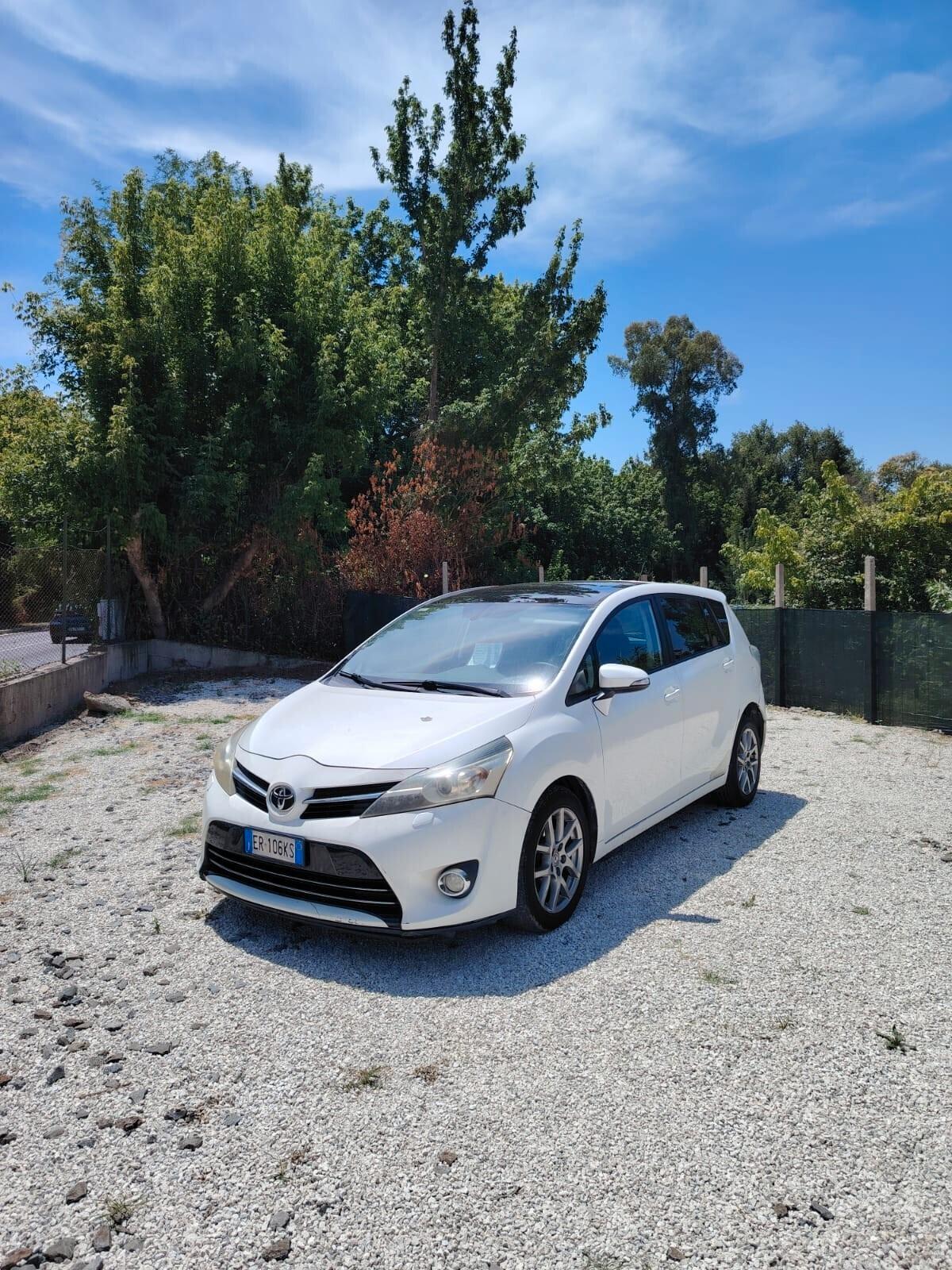 Toyota Verso 2.0 D Active 7 posti