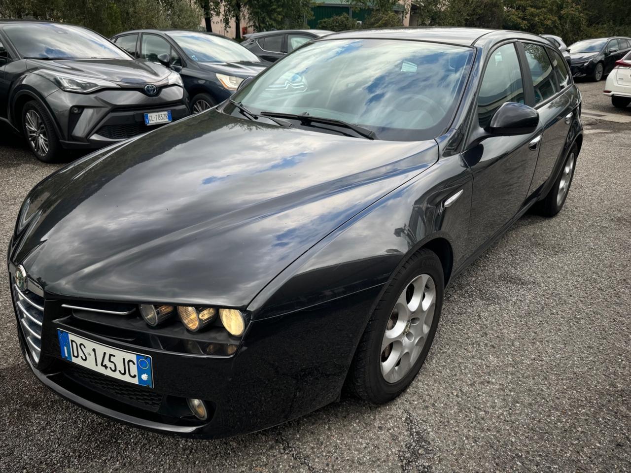 Alfa Romeo 159 1.9 JTDm Sportwagon Distinctive