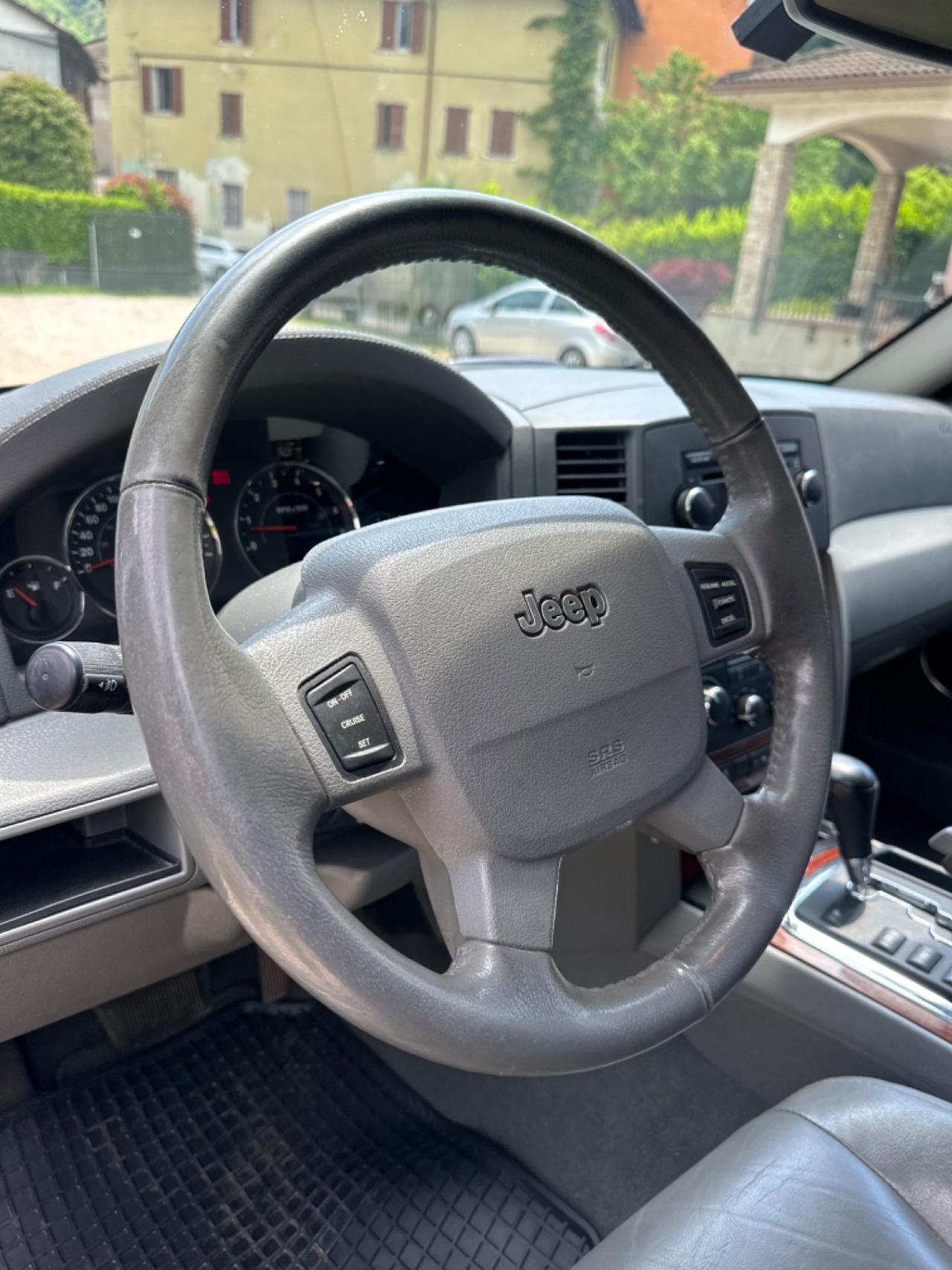 Jeep GRAND CHEROKEE 3.0 V6 CRD OVERLAND KMCERT UNICOPR GARANZ