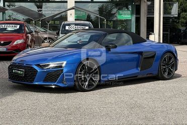 AUDI R8 Spyder V10 quattro S tronic
