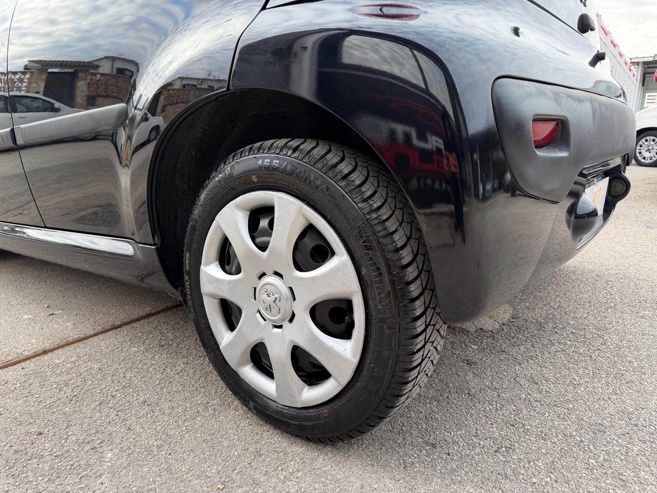 Peugeot 107 1.0 68CV 5p. Sweet Years