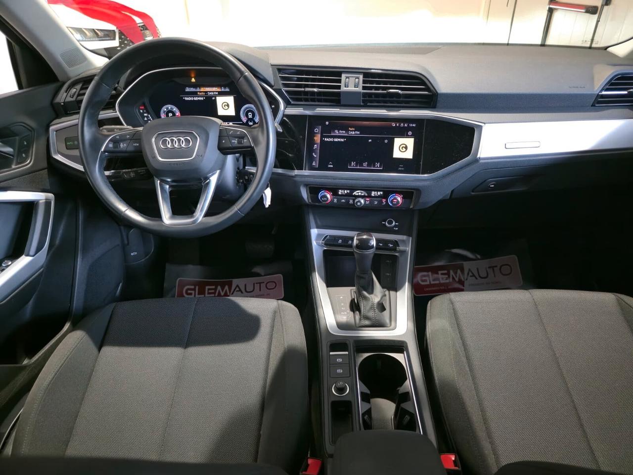 Audi Q3 35 TDI S tronic Business