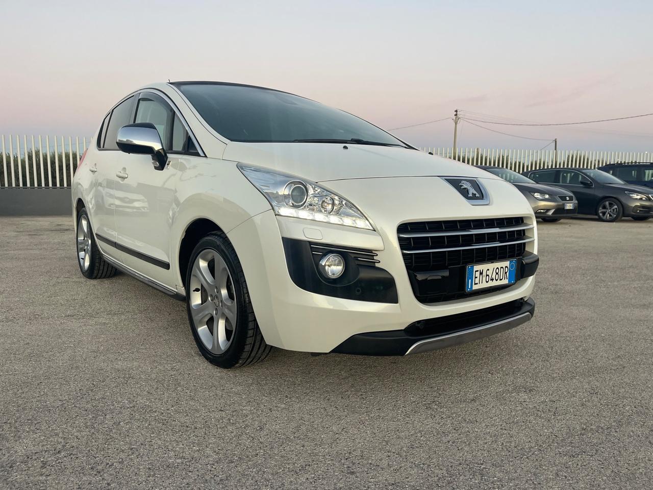 PEUGEOT 3008 HYBRID 4WD 2.0 HDI 163CV FULL TETTO